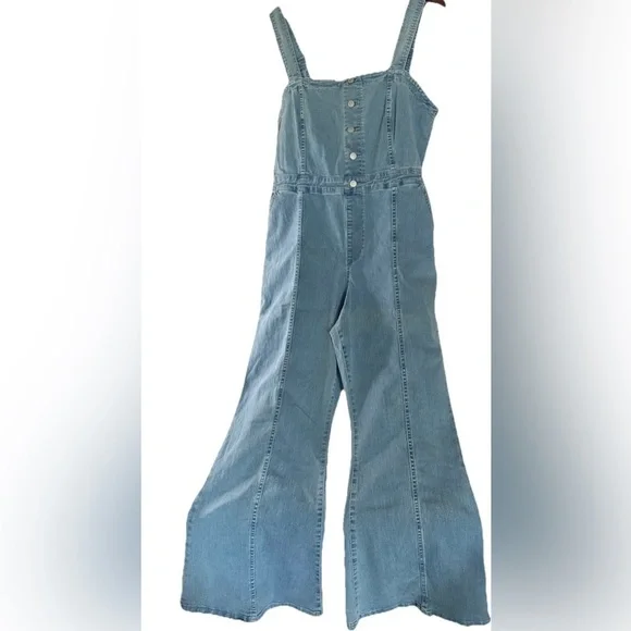 Ava & Viv Women's Denim Flare Jumpsuits Sleeveless Overalls Size 17 light No tag - Picture 3 of 15